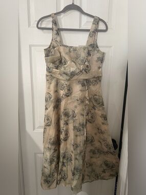 Floral A-Line Midi Dress in Beige and Green